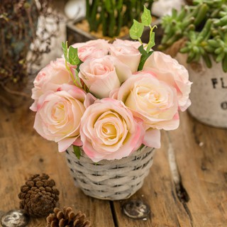 [Order] Giỏ hoa lụa bằng mây