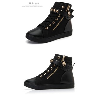 Giày sneaker nữ cá tính