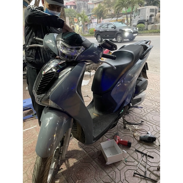 Decal ba lớp dán xe màu xám xi măng bóng cao cấp dán bo cong thoại mái