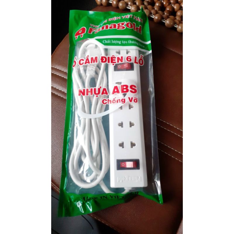 ổ 6 chân 2 công tắc chống vỡ