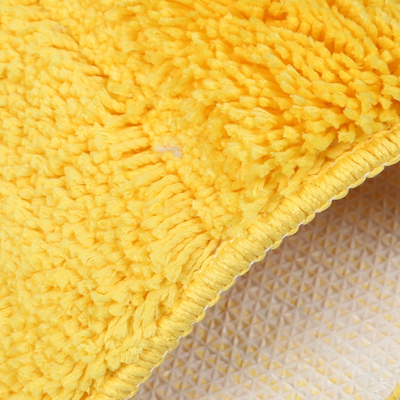 Thảm Chùi Chân Thấm Hút Tốt, Chống Trượt 45 x 65cm Màu Vàng