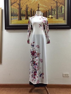 Áo dài truyền thống