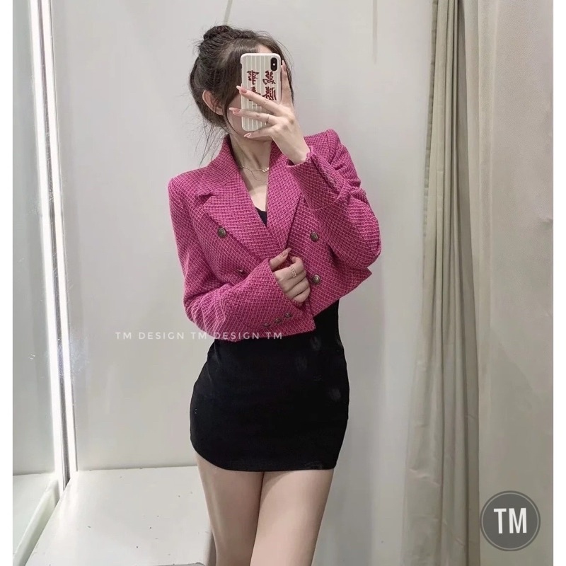 ÁO KHOÁC DẠ HỒNG CỔ VEST KHUY ĐỒNG