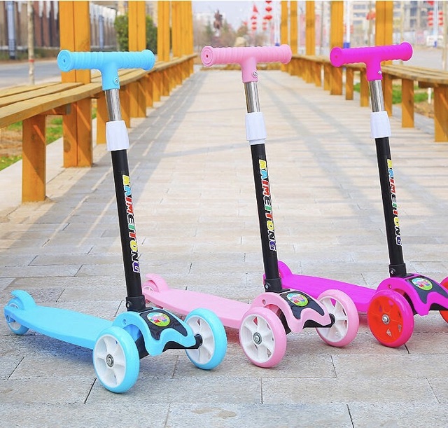 Xe trượt 3 bánh dành cho trẻ