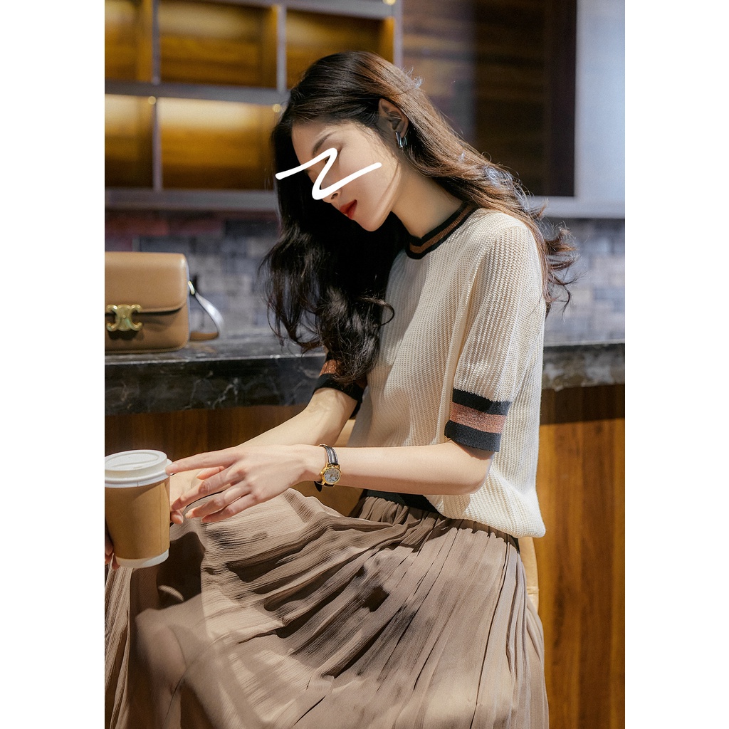 Thời Trang Áo Thun Dệt Kim Tay Ngắn In Hoa Phối Màu Tương Phản Dễ Thương