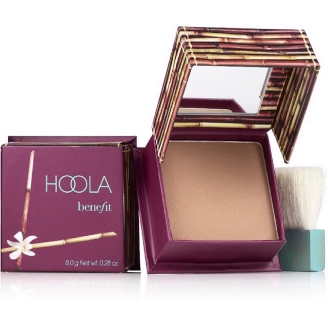 Phấn tạo khối Benefit Hoola Matte Bronzer