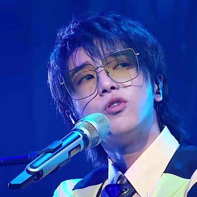 Kính mát gọng vuông phong cách Hàn Quốc tiêu chuẩn bảo vệ UV400