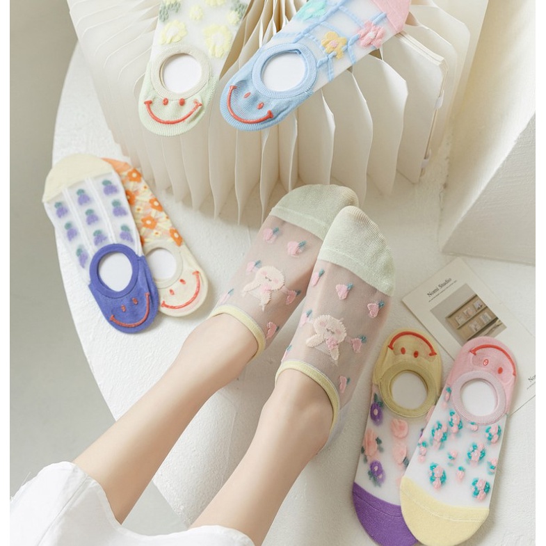 Vớ WAFNHA D225 phối vải lụa xuyên thấu thoáng khí họa tiết mặt cười thời trang đáng yêu