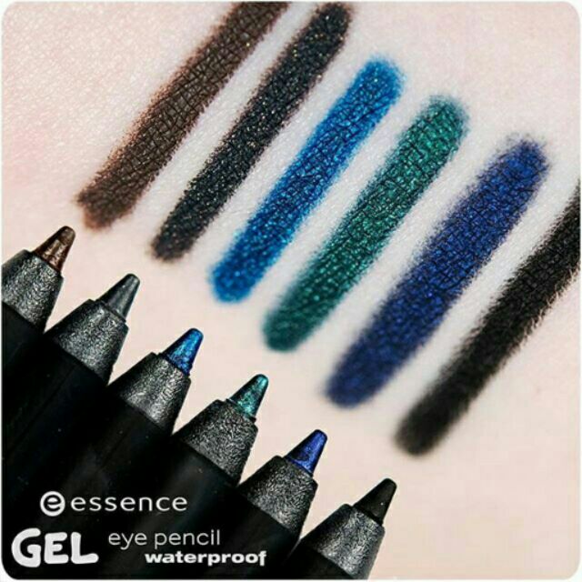 Chì kẻ mắt Essence Gel Eyeliner