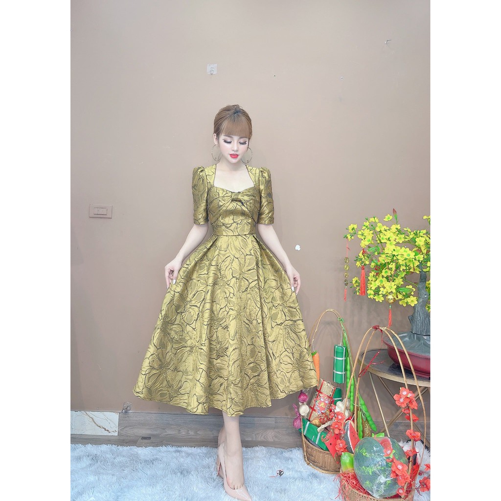 Live- váy cổ vuông vát dáng xòe- 8324 | BigBuy360 - bigbuy360.vn