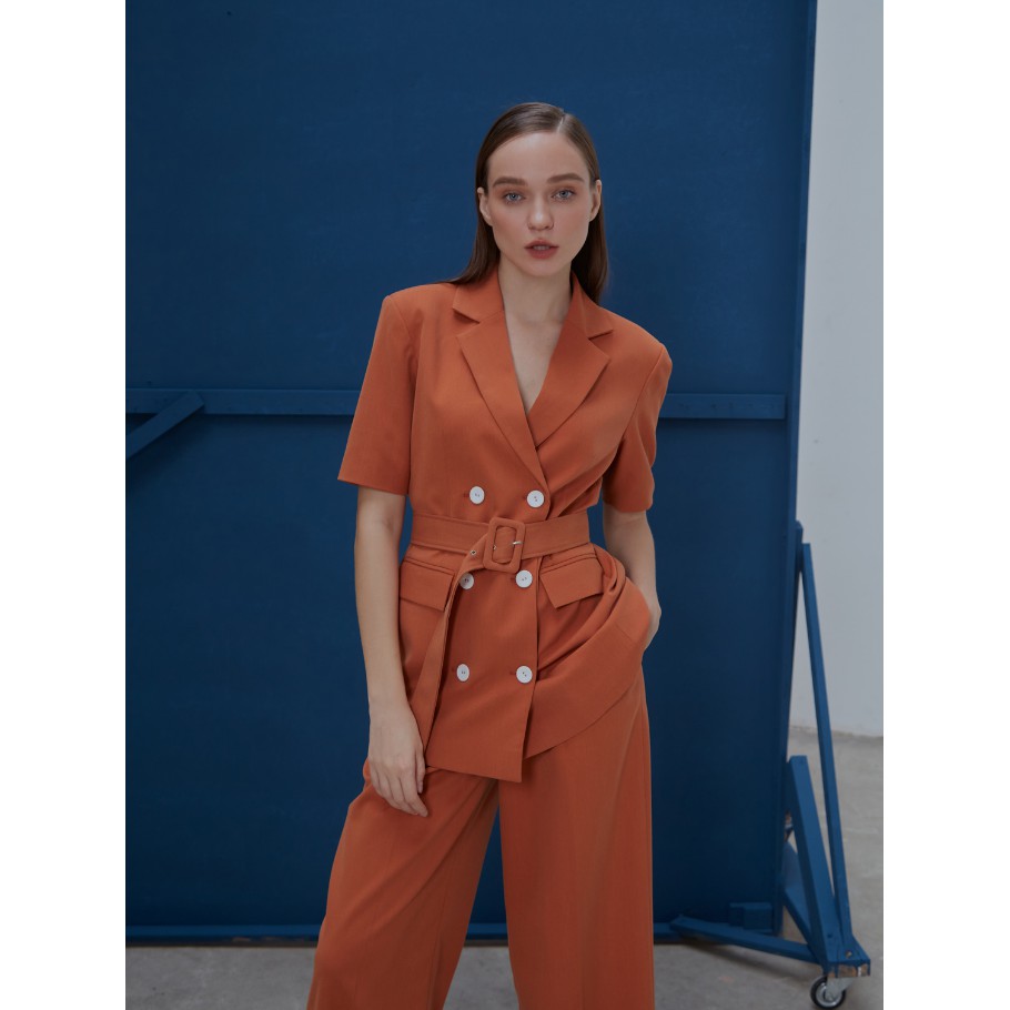 [Mã FAMALLT5 giảm 15% đơn 150k] COCO SIN - Áo Vest Cam Tay Ngắn Đính Nút | BigBuy360 - bigbuy360.vn