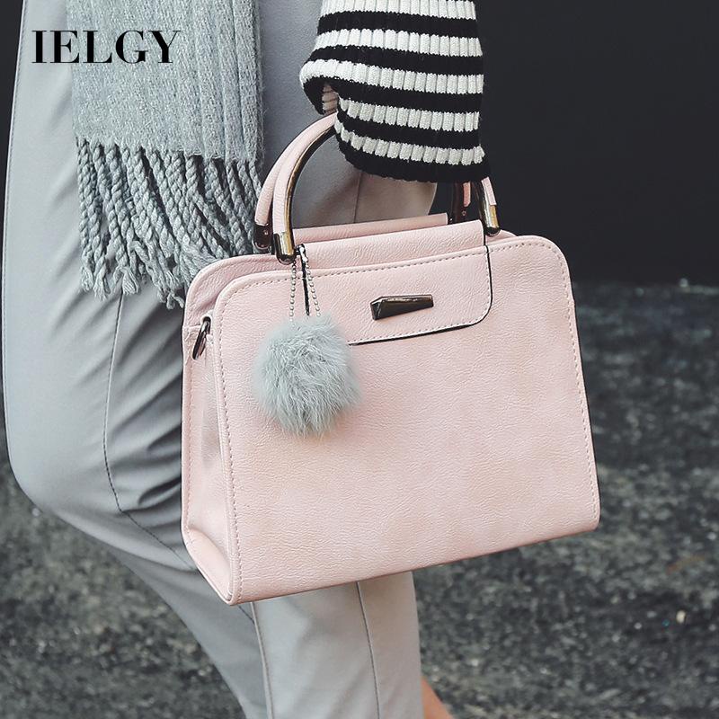Túi đeo chéo IELGY phủ lông họa tiết đơn giản phong cách Hàn Quốc tùy chọn màu sắc