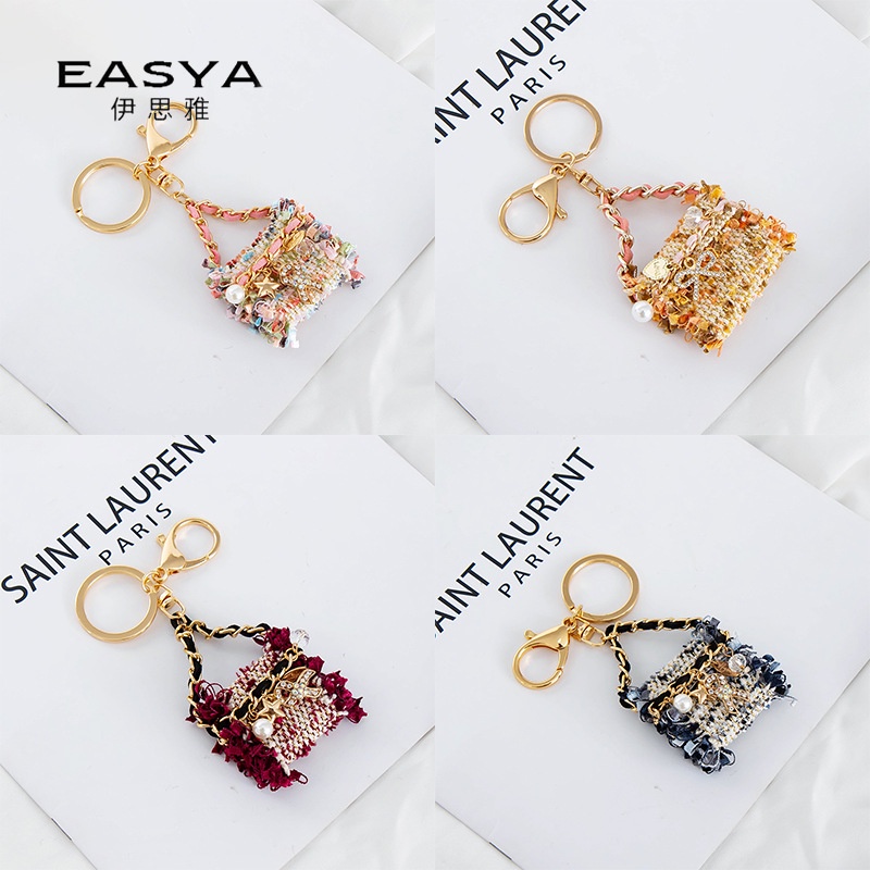 Móc khóa kim loại đính đá thời trang cao cấp