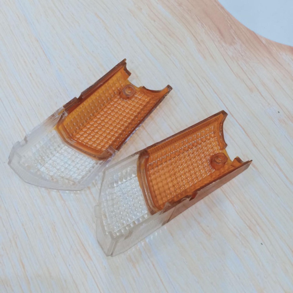 Đôi vỏ nắp xi nhan trước xe Dream kiểu Thái [ LOẠI ĐẸP ] - Chụp Xi Nhan Dream lắp cho dream thái và dream việt các đời