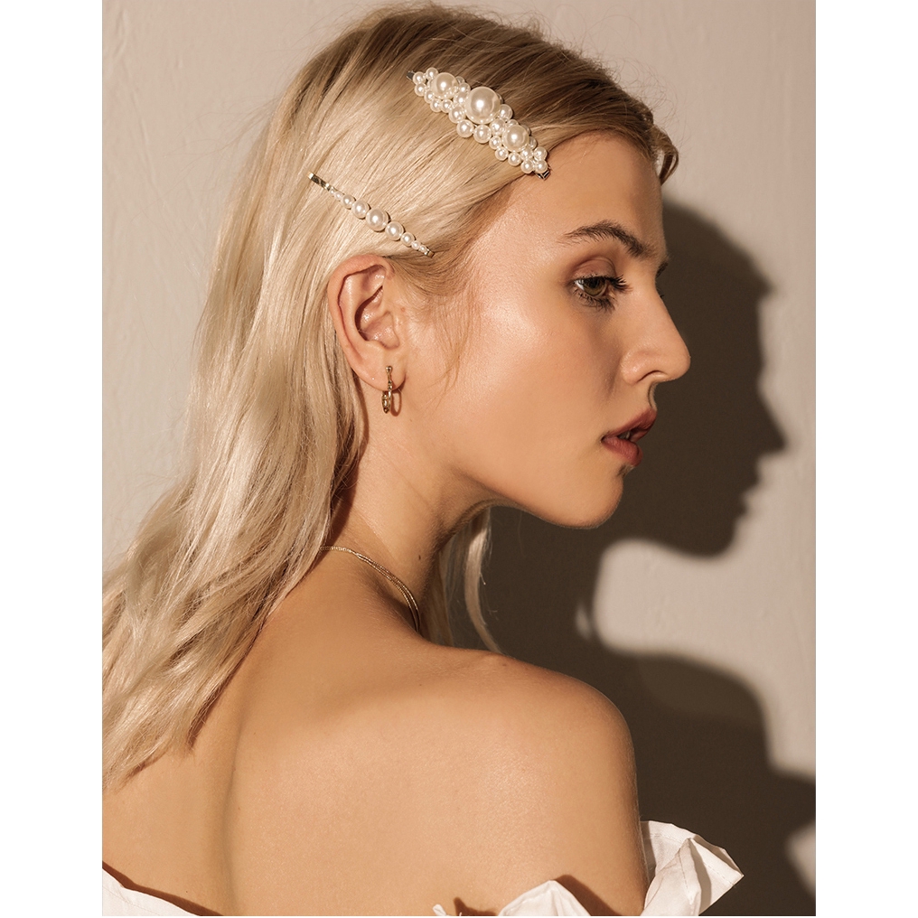Kẹp tóc nữ có đính ngọc trai đầy quý phái và độc đáo