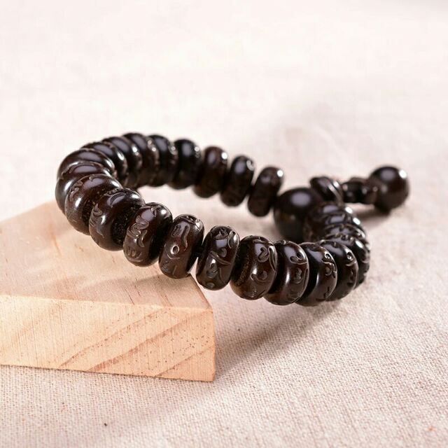 CHUỖI GỖ SÉT ĐÁNH KHẮC LÚC TỰ ĐẠI MINH