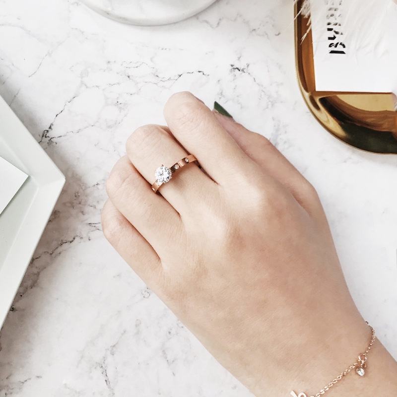 Nhẫn MAYEBE LAVEND bằng thép titan mạ vàng 18k đính đá đơn giản không phai màu phong cách Hàn Quốc thời trang cho nữ