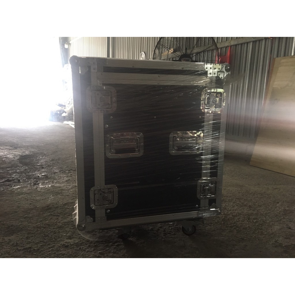 Tủ rack âm thanh Karaoke 16U