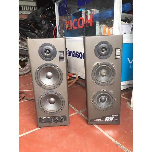 Loa cây nghe nhạc