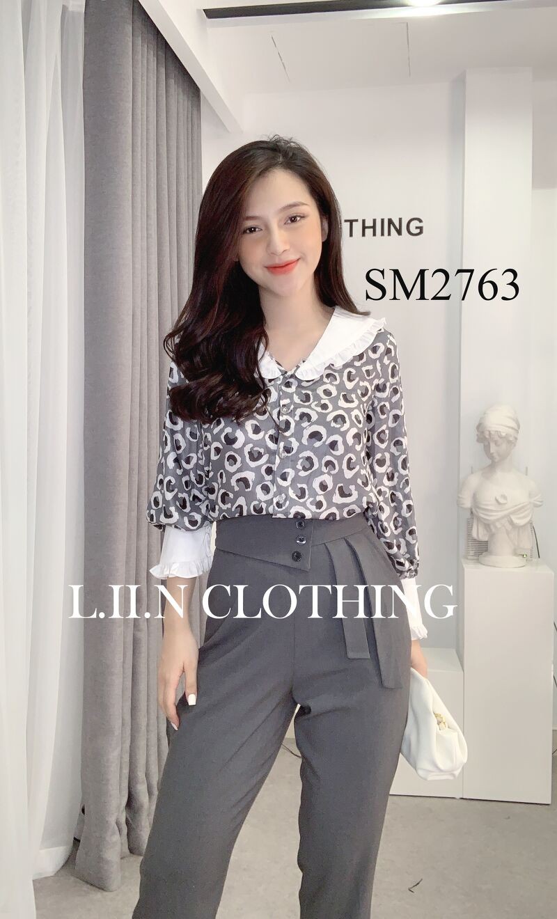 Áo kiểu nữ cao cấp Liin clothing chất liệu voan thoáng mát, màu xám cổ trắng thanh lịch SM2763