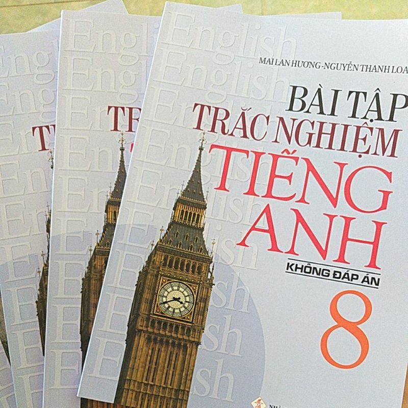 bài tập trắc nghiệm tiếng anh MLH lớp 8