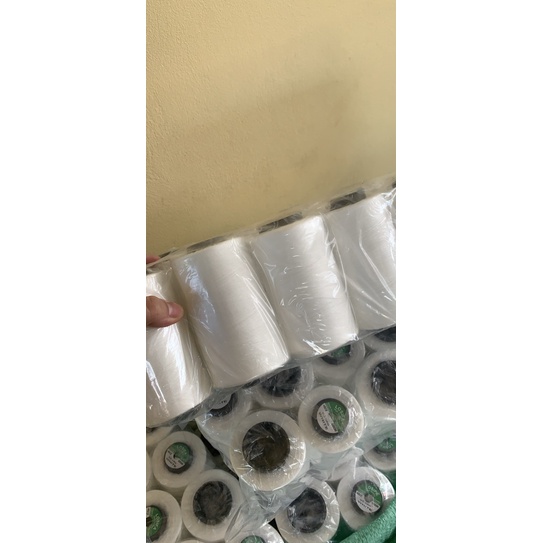 chỉ may màu trắng / màu đen( chi may cong nghiệp)