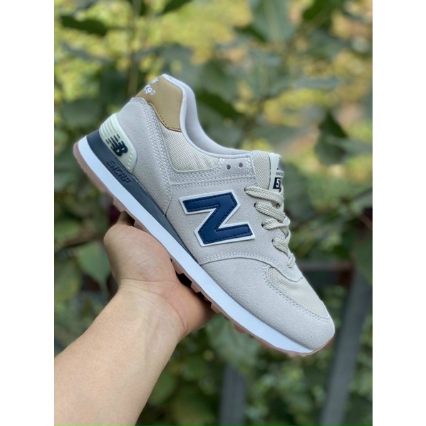 GIẦY THỂ THAO NAM NỮ THIẾT KẾ TRẺ TRUNG NĂNG ĐỘNG, PHỐI ĐỒ SIÊU ĐẸP CÁ TÍNH, HÀNG CAO CẤP CÓ SẴN.