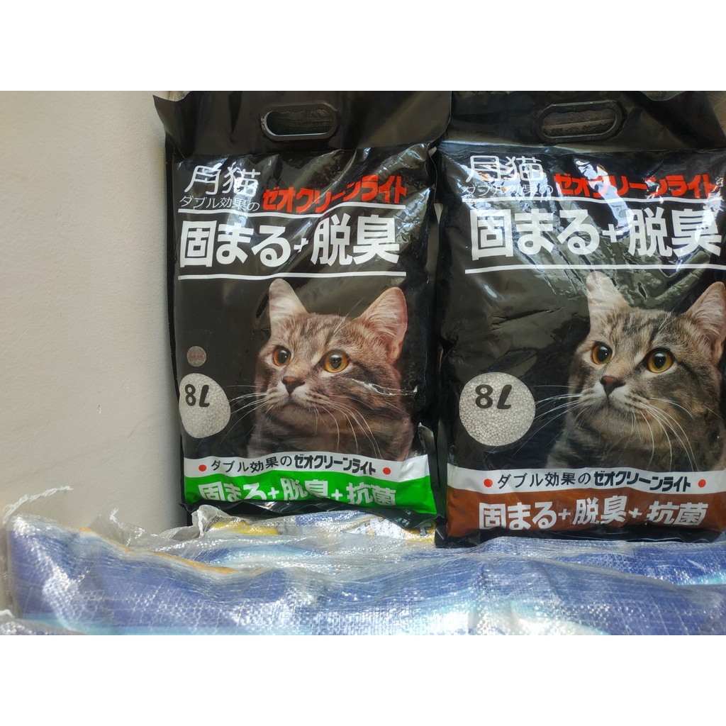 Cát vệ sinh cho mèo Nhật đen new cat 8L, Nhật trắng 10L