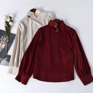 Áo sơ mi lụa cổ chocker tay bồng