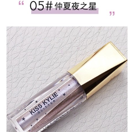 [FreeShip] Nhũ mắt kim tuyến dạng gel lấp lánh nội địa trung Kiss Kylie 3.5g | BigBuy360 - bigbuy360.vn