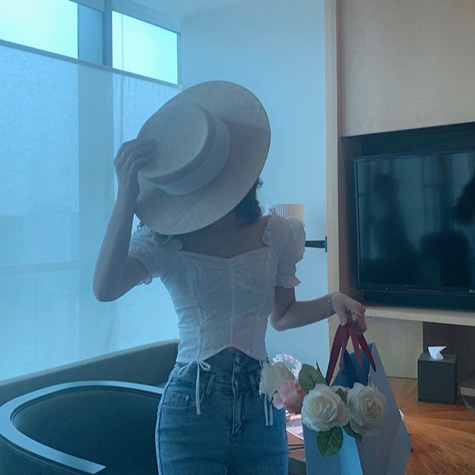 Ulzzang ( 얼짱) - ÁO SƠ MI TRẮNG BẸT VAI TAY NHÚNG (DỄ MẶC/PHỐI)