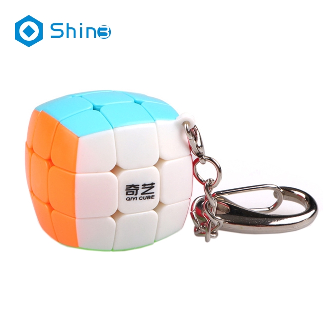 Móc khóa rubik ma thuật sáng tạo mini 3*3 với màu sắc sinh động