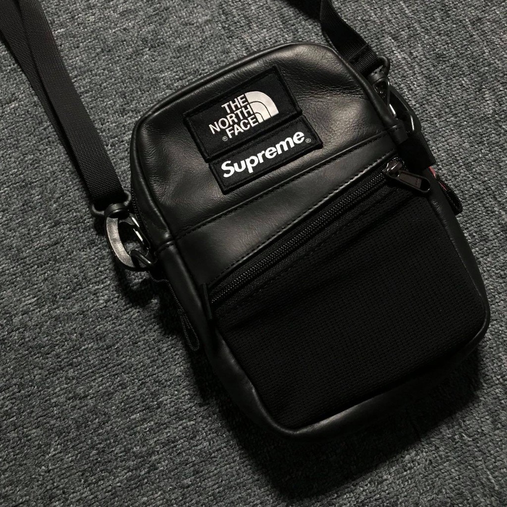 Túi Đeo Chéo Nam Nữ Supreme x TNF 18FW Shoulder Bags