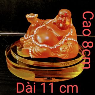 Di Lặc lưu ly để xe