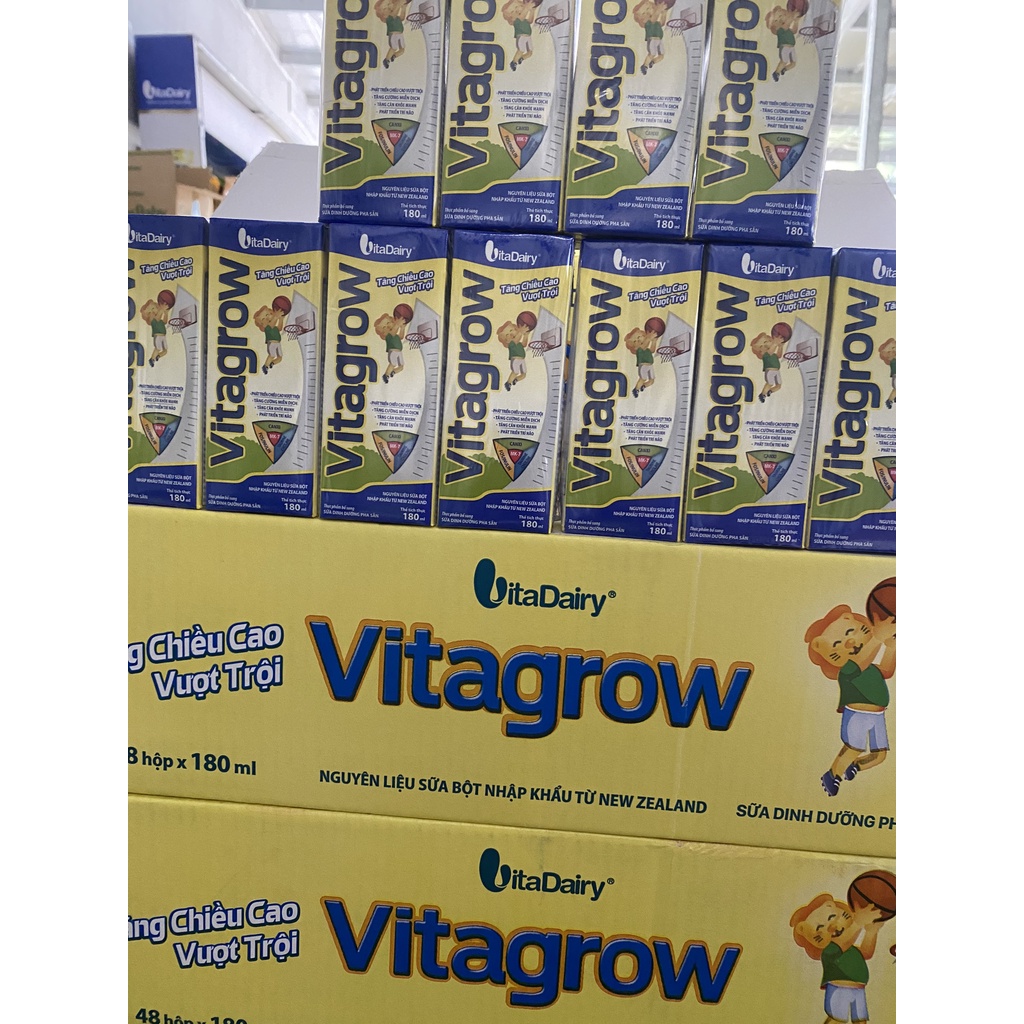 Sữa bột pha sẵn Vitagrow 180ml (Tăng chiều cao vượt trội)