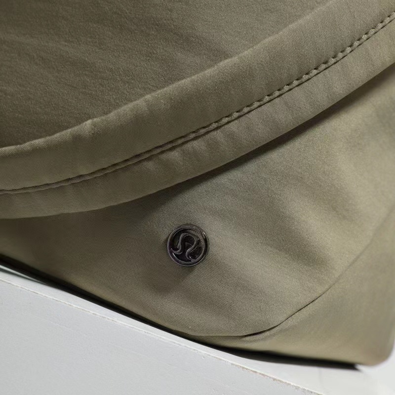 Lululemon    Túi Xách Đeo Chéo Vai 19L Dùng Khi Tập Thể Thao