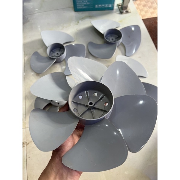 Cánh quạt tản , quạt hộp 300 và 350mm