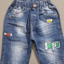 Quần lửng jean co dãn form body bé trai