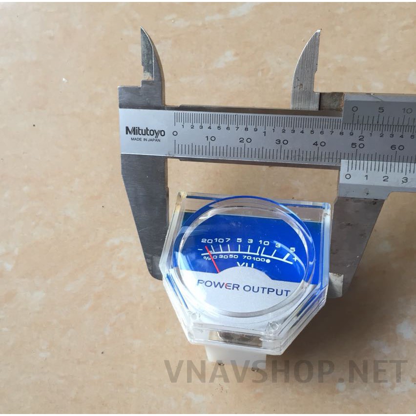 1 chiếc đồng hồ Vu tròn 40mm lắp cho âm ly