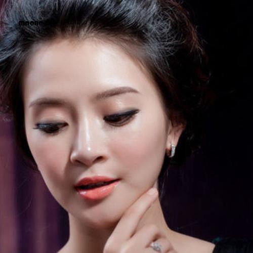 Khuyên tai mạ bạc đính đá pha lê trắng thời trang thanh lịch dành cho nữ