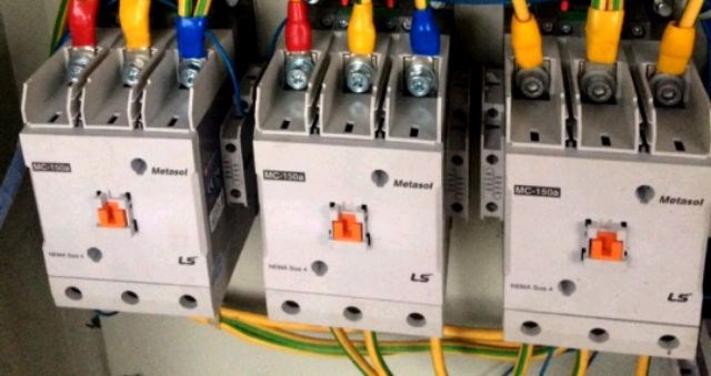 CONTACTOR LS 3P 150A / COIL 220V MC-150A