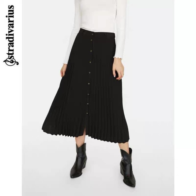 Chân váy midi xếp ly