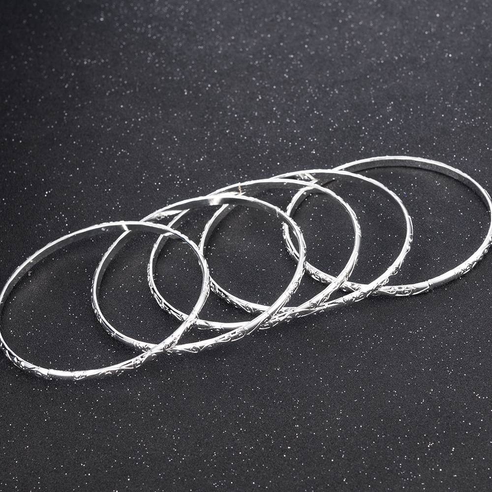 Bộ 5 vòng đeo tay màu bạc dành cho nữ 7cm
