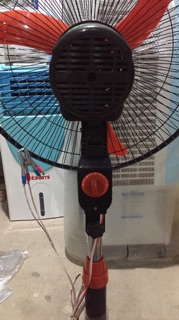 Quạt kẹp bình 12v