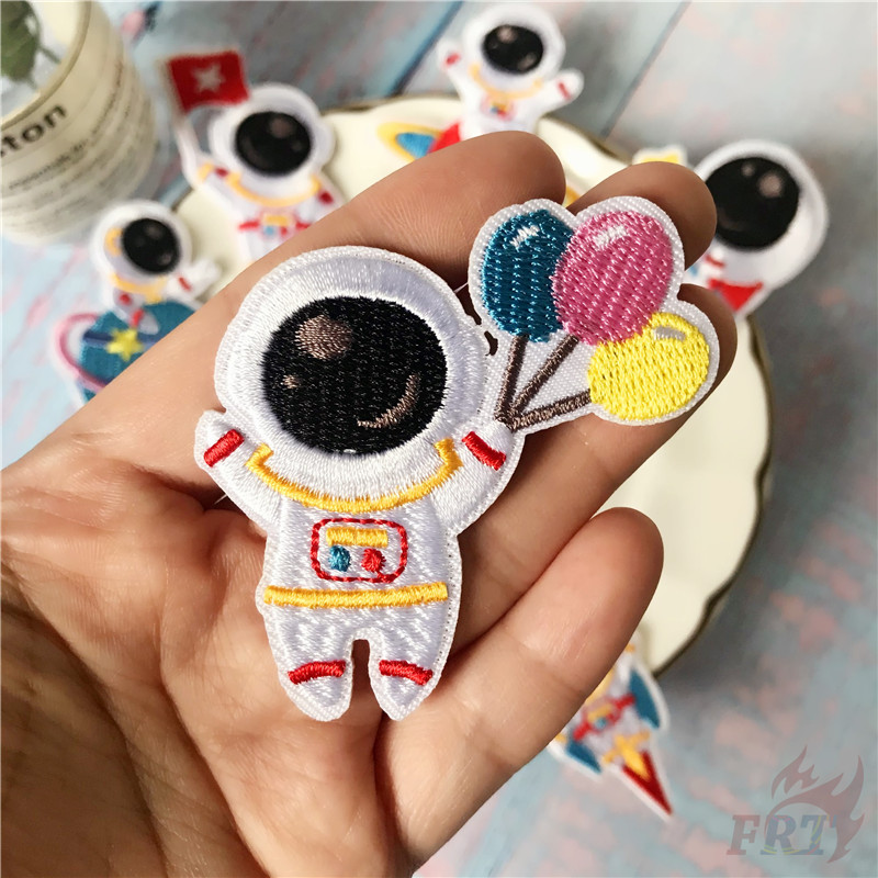 Miếng vá ủi thêu hình phi hành gia/tên lửa ngộ nghĩnh
