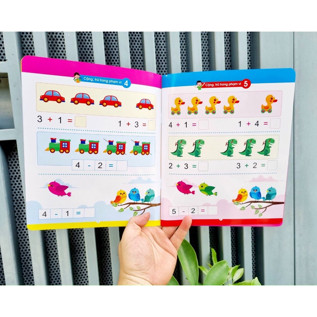 Sách - Viết Xóa Bộ Vở Viết Xóa Wipe Clean Làm Toán Không Sợ Sai (4 Cuốn) tặng kèm 2 bút