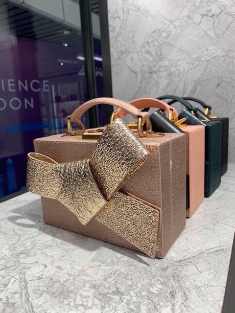 Túi xách Charles & Keith