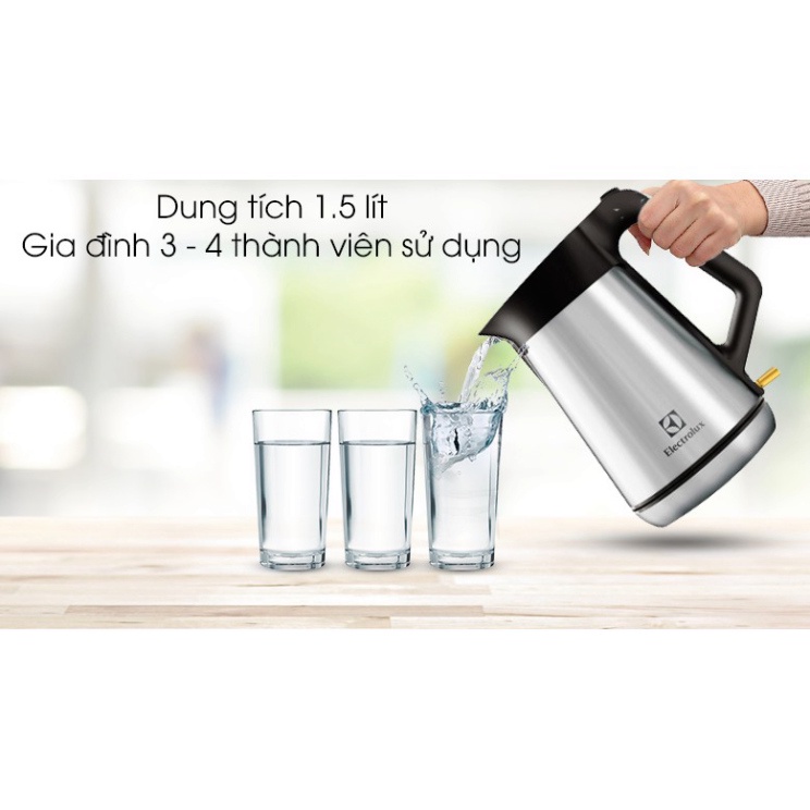 Bình ấm đun siêu tốc Electrolux 1.5 lít EEK5604S