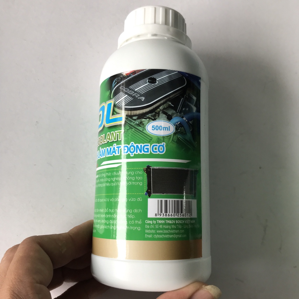 Nước làm mát động cơ ô tô , xe hơi chai 500ml màu xanh , đỏ