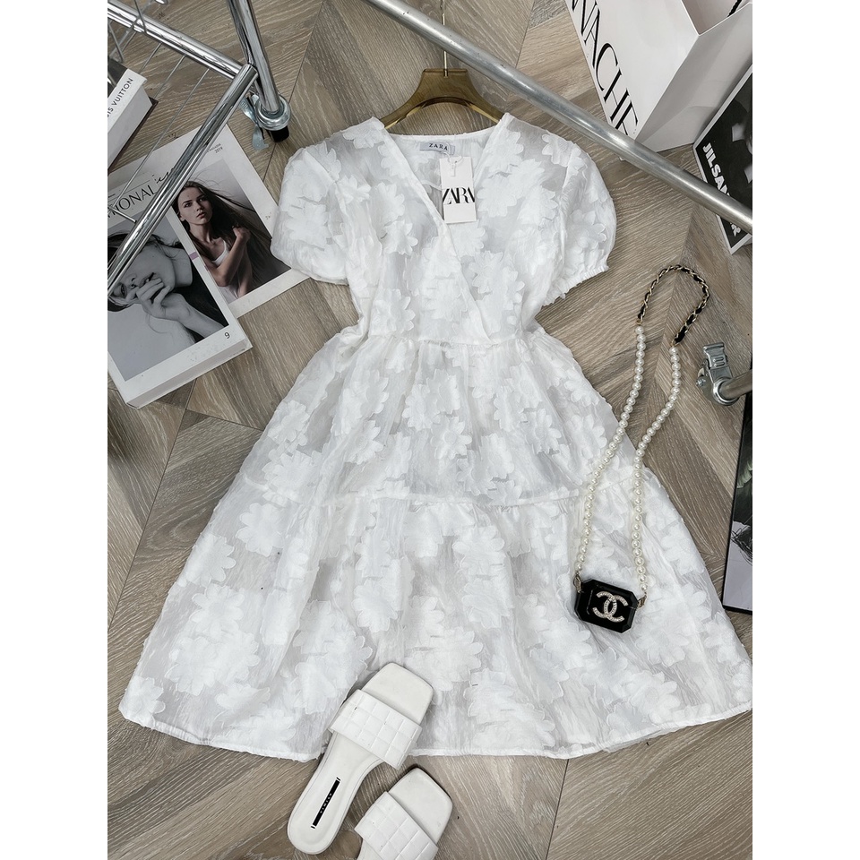 Đầm babydoll ren hoa cổ V dáng xòe xinh xắn TL135